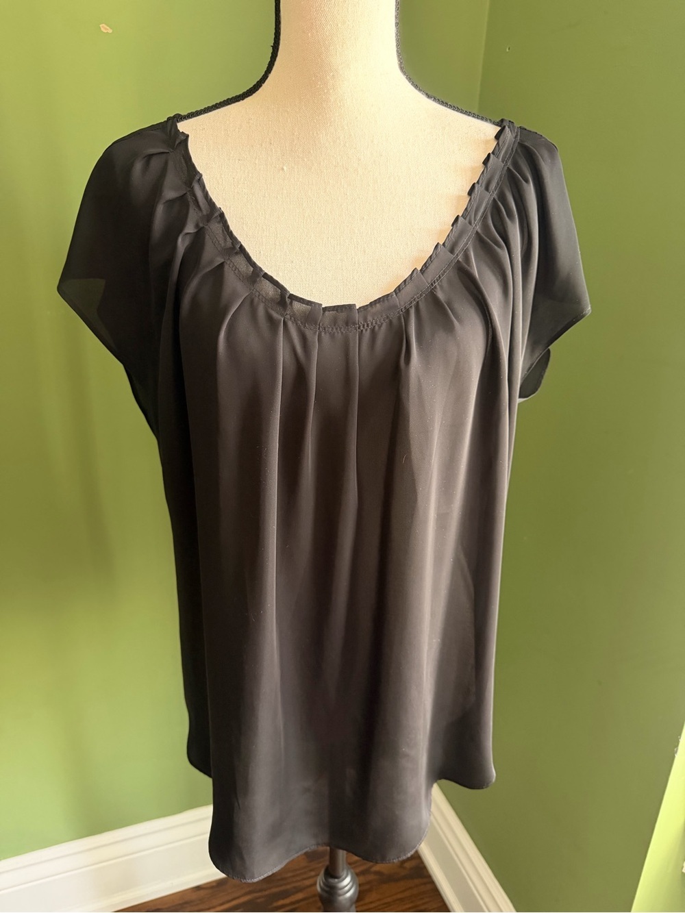Joe Fresh Black Scoop Neck Short Sleeve Blouse